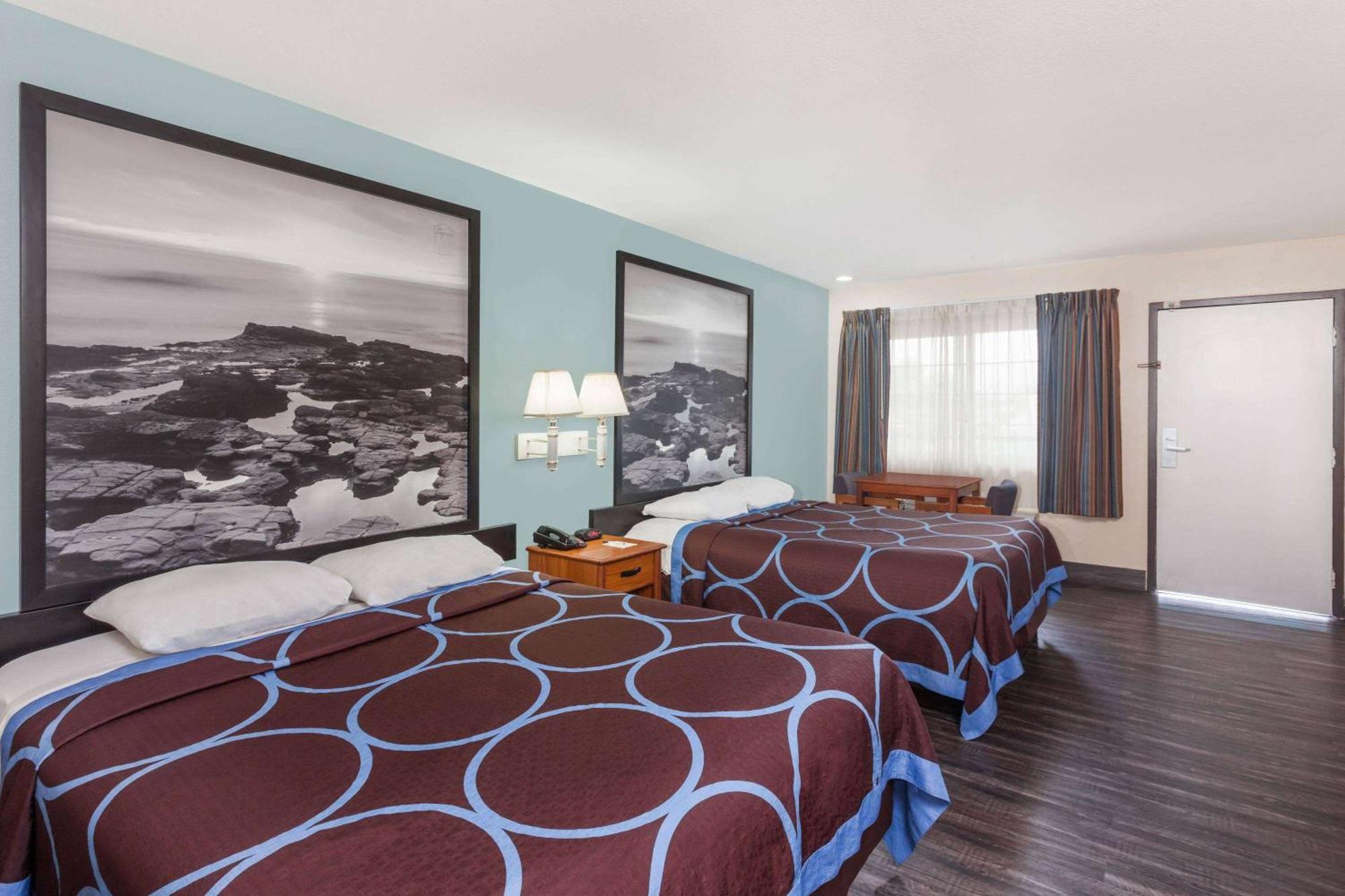 Super 8 By Wyndham El Cajon San Diego Exterior photo
