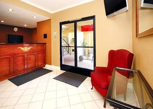 Super 8 By Wyndham El Cajon San Diego Interior photo